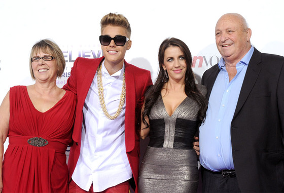Diane Dale, Justin Bieber, Pattie Mallette, Bruce Dale Diane Dale, Justin Bieber, Pattie Mallette, Bruce Dale